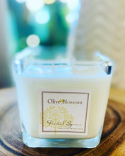 Load image into Gallery viewer, FROSTED SPRUCE | CANDLE