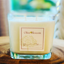 Load image into Gallery viewer, GINGERBREAD HOUSE | CANDLE