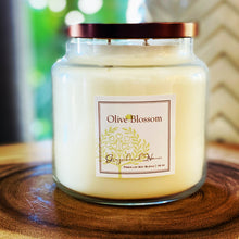 Load image into Gallery viewer, GINGERBREAD HOUSE | CANDLE