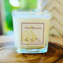 Load image into Gallery viewer, LAUNDRY DAY | CANDLE