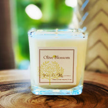 Load image into Gallery viewer, PISTACHIO MACAROON | CANDLE