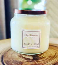 Load image into Gallery viewer, VANILLA SANDALWOOD | CANDLE