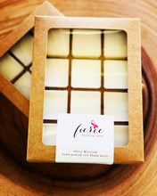 Load image into Gallery viewer, OCTOBER BREAST CANCER AWARENESS | 12 BLOSSOM MELTS IN KRAFT BOX-50% OFF