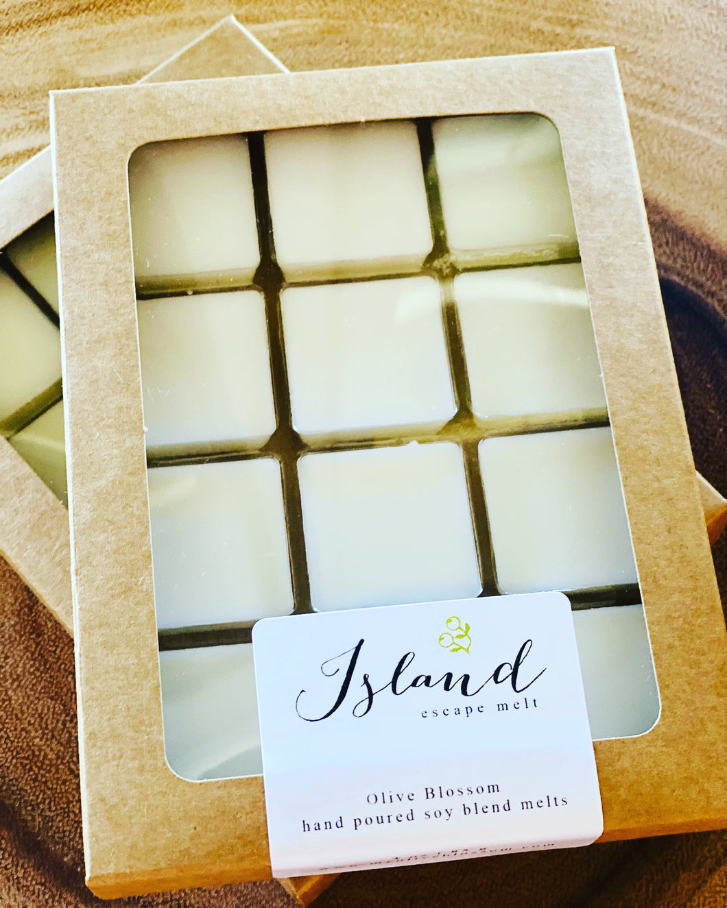 ISLAND ESCAPE | 12 BLOSSOM MELTS IN KRAFT BOX