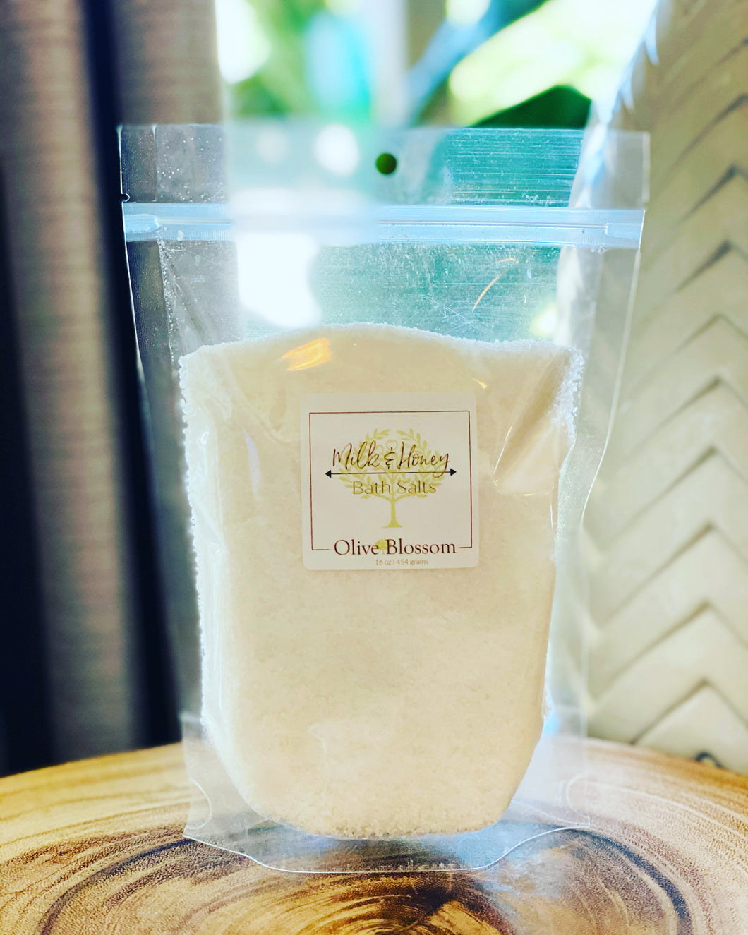 MILK & HONEY | 16 OZ BAG OF BATH SALTS